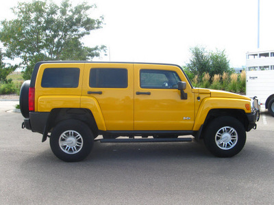 hummer h3 2006 yellow suv gasoline 5 cylinders 4 wheel drive automatic 80504