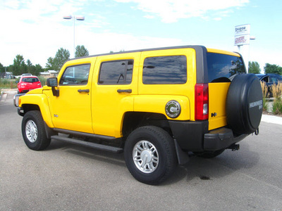 hummer h3 2006 yellow suv gasoline 5 cylinders 4 wheel drive automatic 80504