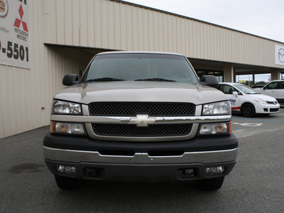 chevrolet silverado 1500 2003 silver z71 gasoline 8 cylinders 4 wheel drive automatic 27215