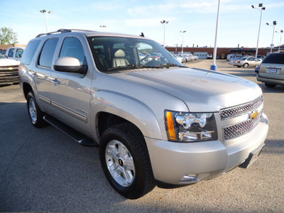 chevrolet tahoe 2009 silver suv z71 flex fuel 8 cylinders 4 wheel drive automatic 60007