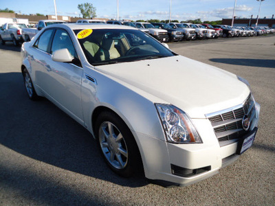 cadillac cts 2008 white sedan 3 6l v6 gasoline 6 cylinders rear wheel drive automatic 60007