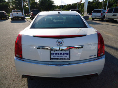 cadillac cts 2008 white sedan 3 6l v6 gasoline 6 cylinders rear wheel drive automatic 60007