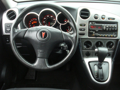 pontiac vibe 2005 black hatchback gasoline 4 cylinders front wheel drive automatic 43228