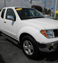 nissan frontier 2006 white le gasoline 6 cylinders rear wheel drive automatic 34474