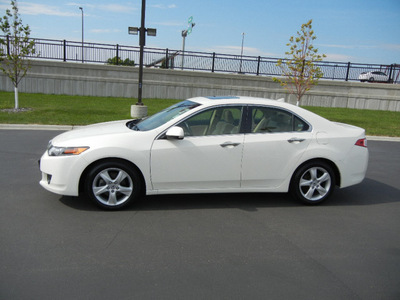 acura tsx 2009 white sedan w xm gasoline 4 cylinders front wheel drive automatic 55420