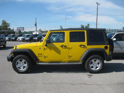 jeep wrangler unlimited 2008 yellow suv x gasoline 6 cylinders 4 wheel drive automatic 62863