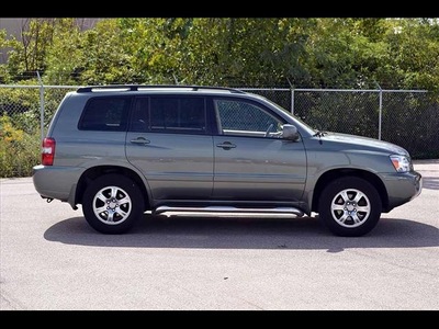 toyota highlander 2005 suv gasoline 6 cylinders all whee drive 5 speed automatic 46219