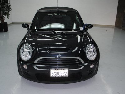 mini cooper 2006 black s gasoline 4 cylinders front wheel drive automatic 91731