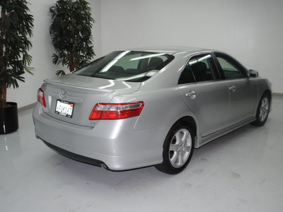 toyota camry 2009 silver sedan se gasoline 4 cylinders front wheel drive automatic 91731