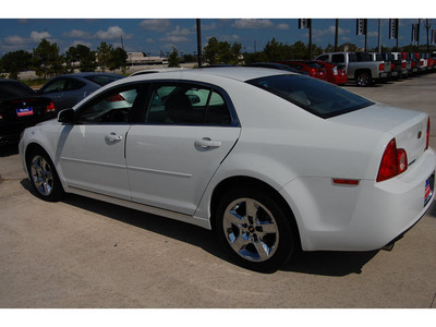 chevrolet malibu 2010 white sedan lt flex fuel 4 cylinders front wheel drive 6 speed automatic 77090