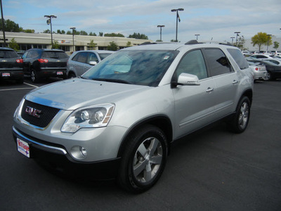 gmc acadia 2011 silver suv slt 1 gasoline 6 cylinders all whee drive 6 speed automatic 55391