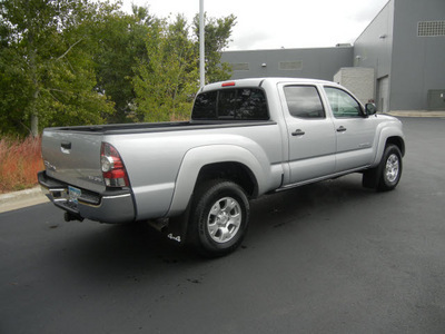 toyota tacoma 2011 silver pickup truck v6 4x4 double cab gasoline 6 cylinders 4 wheel drive automatic 55448