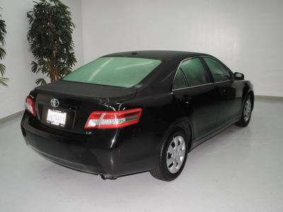toyota camry 2011 black sedan le gasoline 4 cylinders front wheel drive automatic 91731