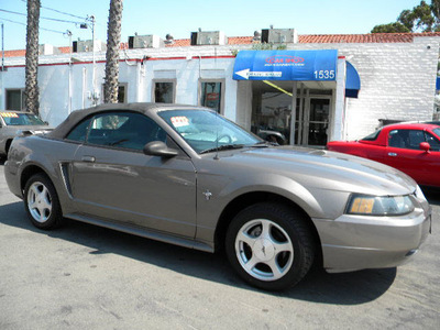 ford mustang 2001 dk  gray gasoline 6 cylinders rear wheel drive automatic 92882