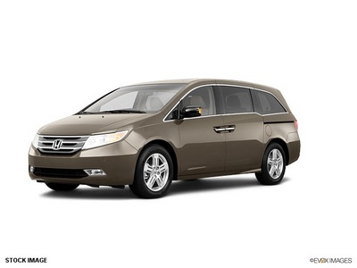 honda odyssey 2011 beige van touring gasoline 6 cylinders front wheel drive 6 speed automatic 98632