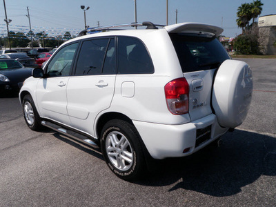 toyota rav4 2003 white suv gasoline 4 cylinders front wheel drive 5 speed manual 32401