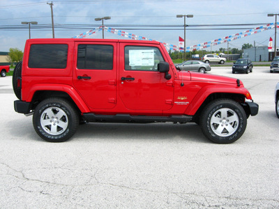 jeep wrangler unlimited 2012 red suv sahara gasoline 6 cylinders 4 wheel drive automatic 45840