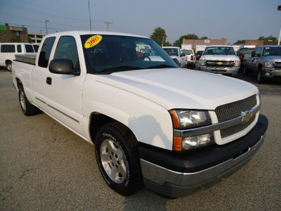 chevrolet silverado 1500 2005 white pickup truck ls flex fuel 8 cylinders rear wheel drive automatic 60007