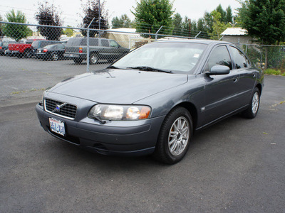 volvo s60 2004 gray sedan 2 4 gasoline 5 cylinders front wheel drive automatic 98371