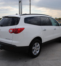 chevrolet traverse 2011 white lt gasoline 6 cylinders front wheel drive automatic 76087