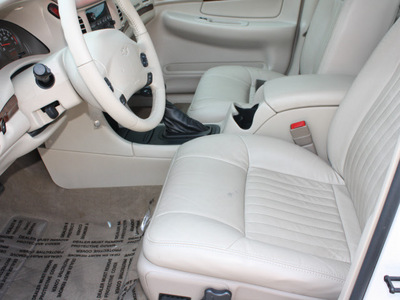 chevrolet impala 2003 white sedan ls gasoline 6 cylinders front wheel drive automatic 27616