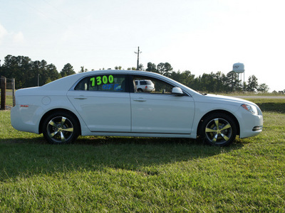 chevrolet malibu 2011 white sedan lt flex fuel 4 cylinders front wheel drive 6 speed automatic 27569