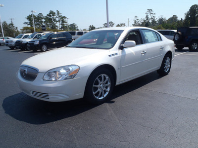 buick lucerne 2008 white sedan cxl gasoline 6 cylinders front wheel drive automatic 28557