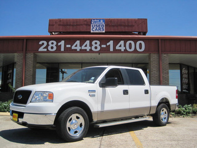 ford f 150 2005 white xlt texas edtion gasoline 8 cylinders rear wheel drive automatic 77037