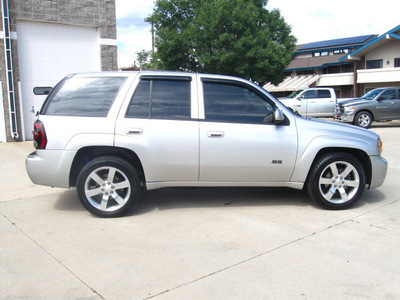 chevrolet trailblazer 2006 silver suv ss gasoline 8 cylinders 4 wheel drive automatic 80301