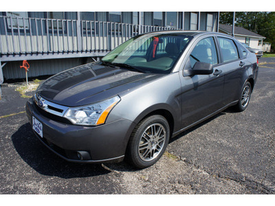 ford focus 2010 dk  gray sedan se w app  pkg  gasoline 4 cylinders front wheel drive automatic 47172