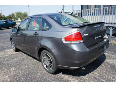 ford focus 2010 dk  gray sedan se w app  pkg  gasoline 4 cylinders front wheel drive automatic 47172