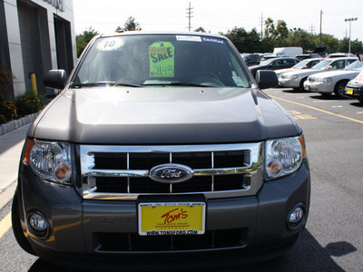 ford escape 2010 dk  gray suv xlt gasoline 4 cylinders front wheel drive automatic with overdrive 07735