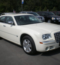 chrysler 300c 2006 white sedan gasoline 8 cylinders all whee drive automatic 13502