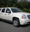 gmc yukon xl 2008 white suv 1500 flex fuel 8 cylinders 4 wheel drive automatic 13502