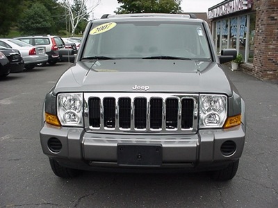 jeep commander 2007 gray suv sport gasoline 6 cylinders 4 wheel drive automatic 06019