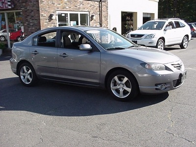 mazda mazda3 2004 gray sedan s gasoline 4 cylinders front wheel drive 06019