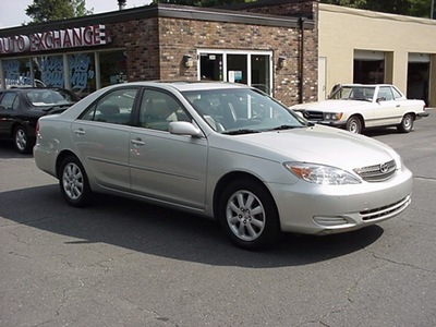 toyota camry 2002 silver sedan xle v6 gasoline 6 cylinders front wheel drive automatic 06019