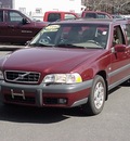 volvo v70 2000 red wagon xc gasoline 5 cylinders all whee drive automatic 06019