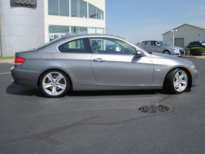 bmw 3 series 2007 gray coupe 335i gasoline 6 cylinders rear wheel drive 6 speed manual 46410