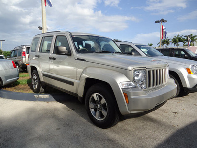 jeep liberty 2008 silver suv sport gasoline 6 cylinders 2 wheel drive automatic 33157