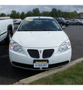 pontiac g6 2009 white sedan gasoline 4 cylinders front wheel drive automatic with overdrive 08902