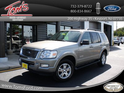 ford explorer 2008 lt  gray suv xlt gasoline 6 cylinders 4 wheel drive automatic with overdrive 07735