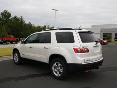 gmc acadia 2007 off white suv slt gasoline 6 cylinders all whee drive automatic 27215