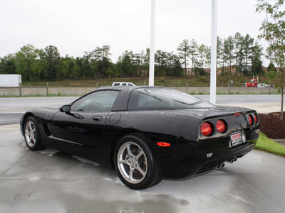chevrolet corvette 2002 black hatchback corvette gasoline 8 cylinders rear wheel drive automatic 27215