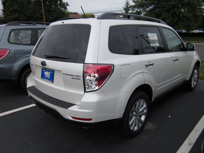 subaru forester 2011 white wagon 2 5x premium gasoline 4 cylinders all whee drive automatic 07701