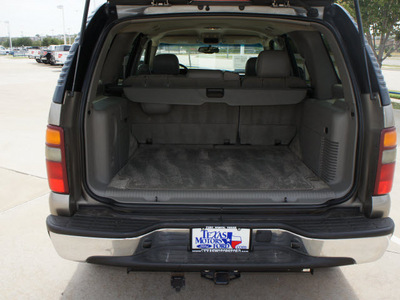 gmc yukon 2003 brown suv slt flex fuel 8 cylinders 4 wheel drive automatic 76108