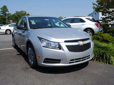chevrolet cruze 2012 silver sedan ls gasoline 4 cylinders front wheel drive automatic 27591