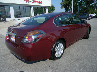 nissan altima 2011 dk  red sedan 2 5 gasoline 4 cylinders front wheel drive automatic 46219