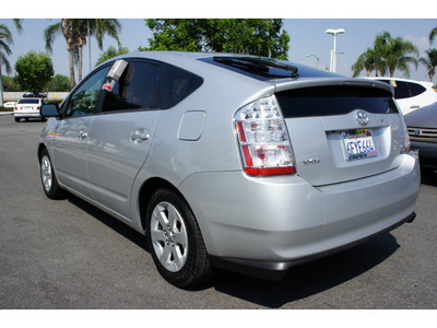 toyota prius 2009 silver hatchback w navi hybrid 4 cylinders front wheel drive cont  variable trans  91761