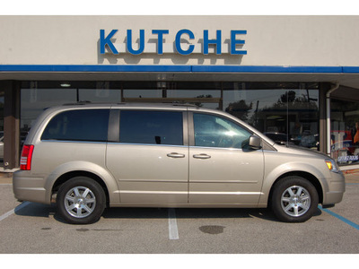 chrysler town and country 2008 lt  brown van touring gasoline 6 cylinders front wheel drive automatic 46036